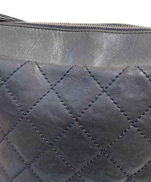 CHANEL（シャネル）CHANEL (シャネル) マトラッセショルダーバッグ ブラックの古着・服飾アイテム