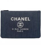 CHANELシャネル）の古着「デニムクラッチバッグ」｜デニム