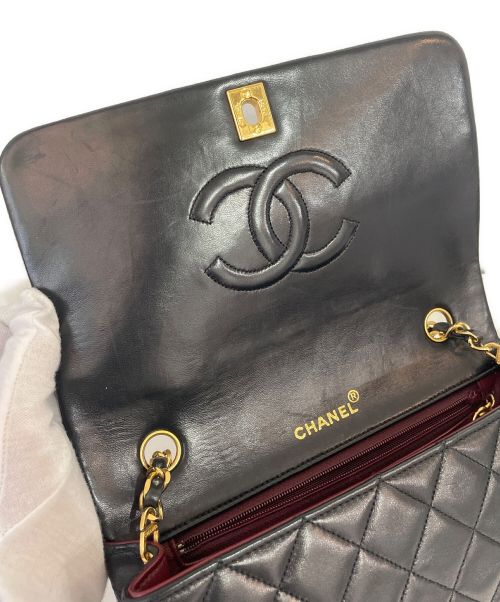 CHANEL（シャネル）CHANEL (シャネル) フルフラップチェーンショルダーバッグ ブラック サイズ:-の古着・服飾アイテム