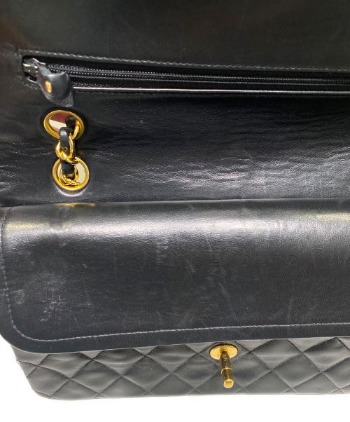 CHANEL（シャネル）CHANEL (シャネル) ダブルフラップマトラッセ25 ブラック サイズ:25の古着・服飾アイテム