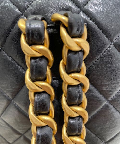 CHANEL（シャネル）CHANEL (シャネル) マトラッセリュック ブラック×ゴールドの古着・服飾アイテム