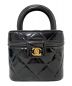 CHANEL（シャネル）の古着「パテントバニティバッグ」｜ブラック