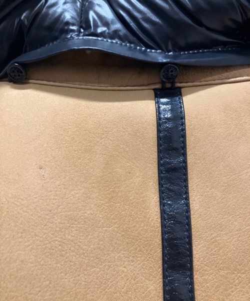 MONCLER（モンクレール）MONCLER (モンクレール) 異素材MIXムートンレザーボアジャケット  ブラウンの古着・服飾アイテム