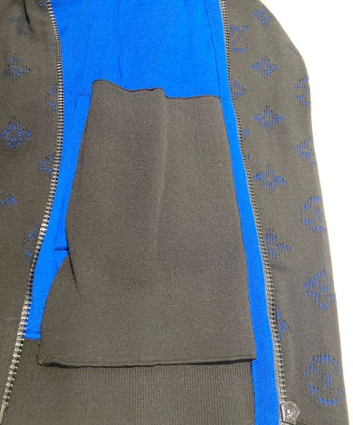 LOUIS VUITTON（ルイ ヴィトン）LOUIS VUITTON (ルイ ヴィトン) ドロップニードルモノグラムボンバー ジャケット ブラック×ブルー サイズ:Mの古着・服飾アイテム