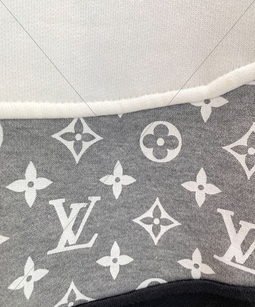 LOUIS VUITTON（ルイ ヴィトン）LOUIS VUITTON (ルイ ヴィトン) モノグラムサークルカットフーデッドパーカー ホワイト サイズ:XSの古着・服飾アイテム