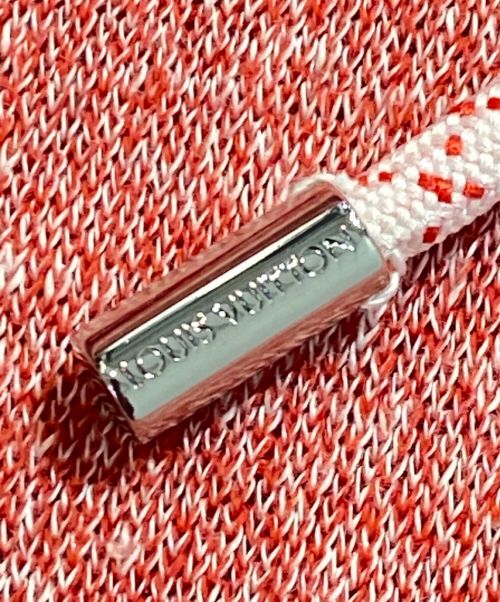 LOUIS VUITTON（ルイ ヴィトン）LOUIS VUITTON (ルイ ヴィトン) アーチロゴ刺繍 プルオーバーパーカー レッド サイズ:Lの古着・服飾アイテム