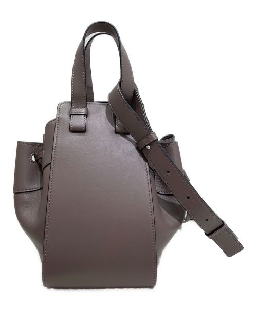 LOEWE（ロエベ）LOEWE (ロエベ) ハンモック ドローストリングバッグ スモール ブラウン サイズ:スモールの古着・服飾アイテム