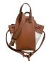 LOEWE（ロエベ）の古着「ハンモック ドローストリングバッグ ミニ」｜ベージュ×ブラウン