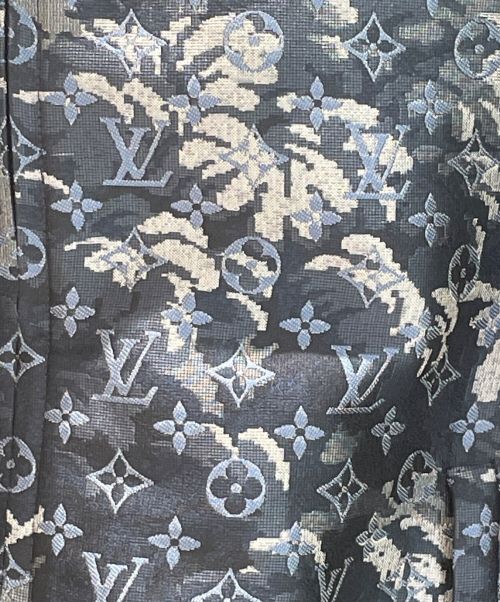 LOUIS VUITTON（ルイ ヴィトン）LOUIS VUITTON (ルイ ヴィトン) モノグラムタペストリーウィンドブレーカー ネイビー サイズ:44の古着・服飾アイテム
