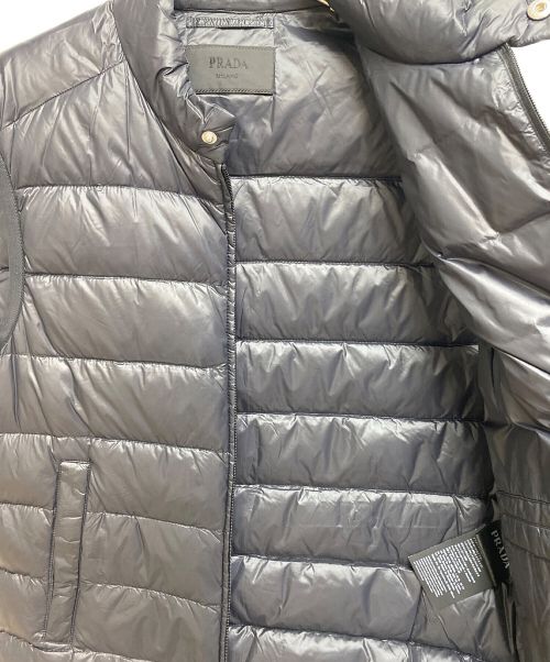 PRADA（プラダ）PRADA (プラダ) ダウンベスト ブラック サイズ:48の古着・服飾アイテム
