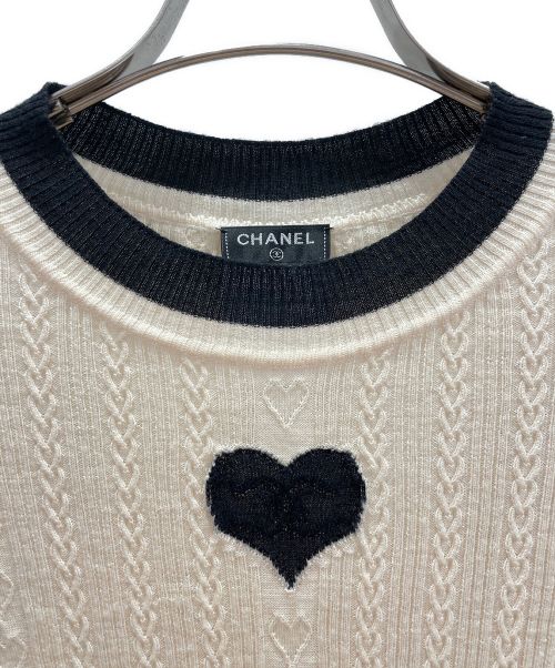 CHANEL（シャネル）CHANEL (シャネル) ハートロゴニット アイボリー×ブラック サイズ:34の古着・服飾アイテム