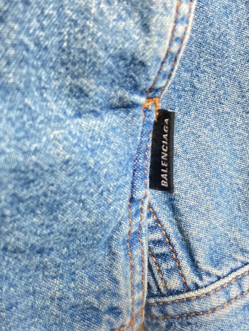 BALENCIAGA（バレンシアガ）BALENCIAGA (バレンシアガ) Denim Long Sleeves Plain Cotton Logo Luxury Shirts  インディゴ サイズ:SIZE 37の古着・服飾アイテム