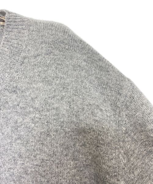 LOUIS VUITTON（ルイ ヴィトン）LOUIS VUITTON (ルイ ヴィトン) タイガーインタルシア刺繍ニット グレー サイズ:XLの古着・服飾アイテム