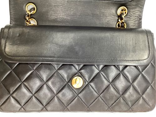 CHANEL（シャネル）CHANEL (シャネル) Wフラップ25 チェーンショルダーバッグ ブラックの古着・服飾アイテム