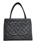 CHANELシャネル）の古着「マトラッセココマークトートバッグ」｜ブラック