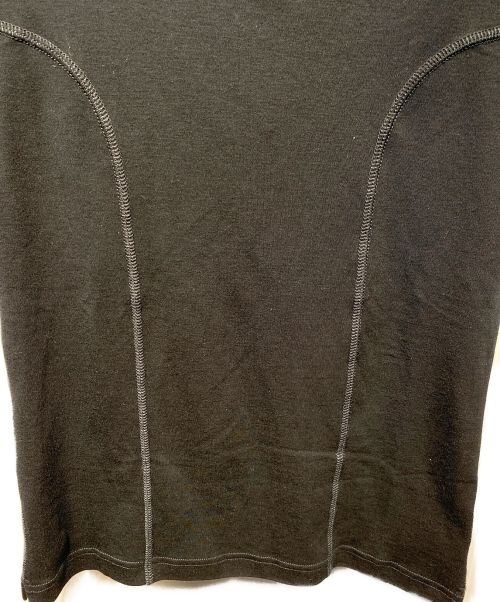 LOUIS VUITTON（ルイ ヴィトン）LOUIS VUITTON (ルイ ヴィトン) ピンブローチTシャツ ブラック サイズ:Mの古着・服飾アイテム