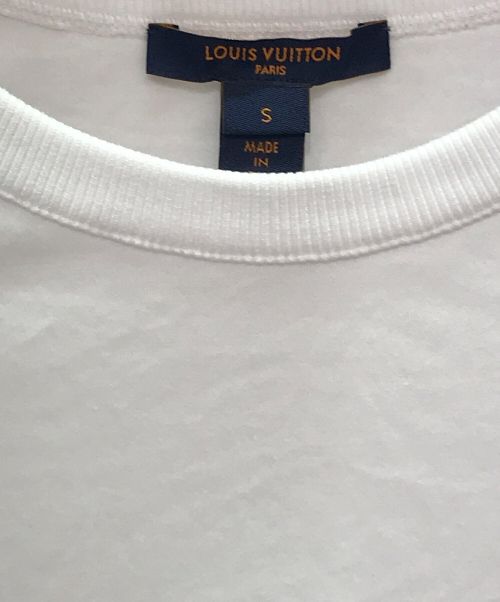 LOUIS VUITTON（ルイ ヴィトン）LOUIS VUITTON (ルイ ヴィトン) レザーロゴパッチTシャツ ホワイト サイズ:Sの古着・服飾アイテム