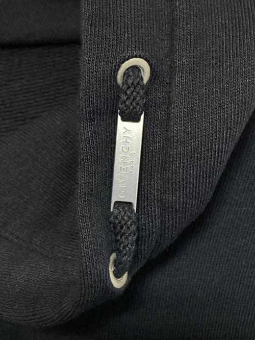 GIVENCHY（ジバンシィ）GIVENCHY (ジバンシィ) Vertical Embroidered Logo Hoody ブラック×ブルー サイズ:Sの古着・服飾アイテム