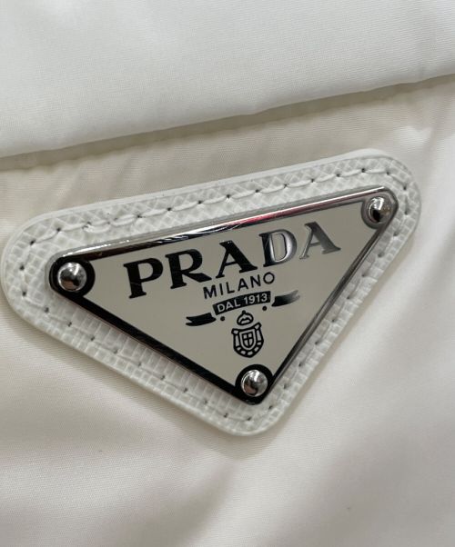 PRADA（プラダ）PRADA (プラダ) RE-NYLONダウンジャケット ホワイト サイズ:38の古着・服飾アイテム