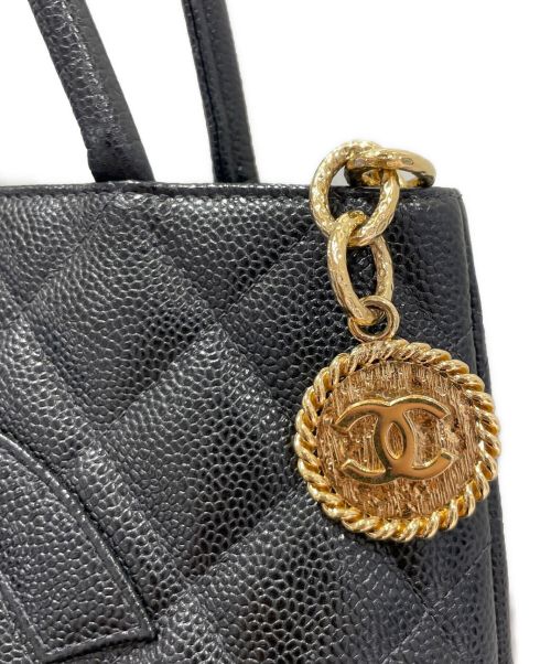 CHANEL（シャネル）CHANEL (シャネル) マトラッセココマークトートバッグ ブラックの古着・服飾アイテム