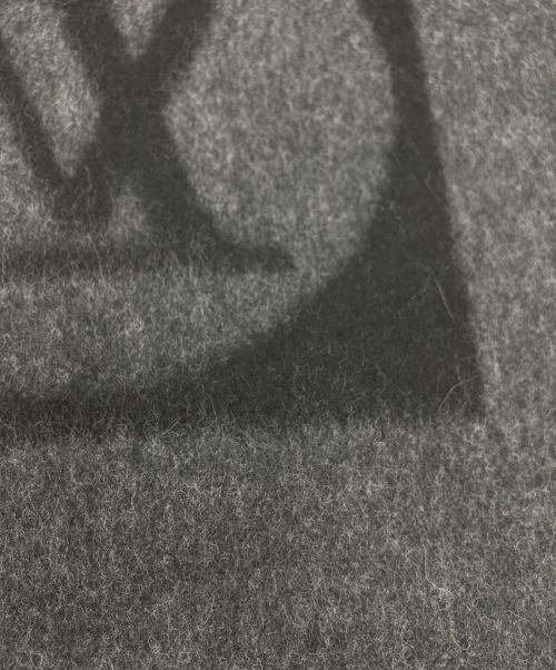 LOUIS VUITTON（ルイ ヴィトン）LOUIS VUITTON (ルイ ヴィトン) マフラー・カーディフ ブラック×グレーの古着・服飾アイテム