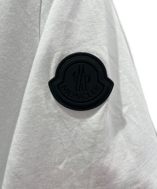 MONCLER（モンクレール）MONCLER (モンクレール) ロゴTシャツ ホワイト サイズ:Mの古着・服飾アイテム