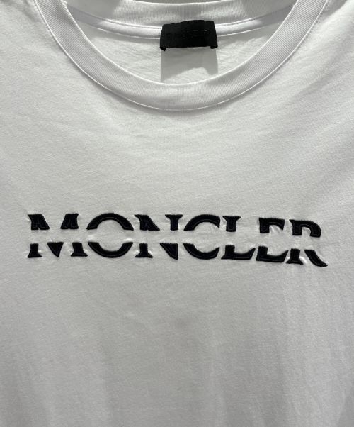 MONCLER（モンクレール）MONCLER (モンクレール) ロゴTシャツ ホワイト サイズ:Mの古着・服飾アイテム
