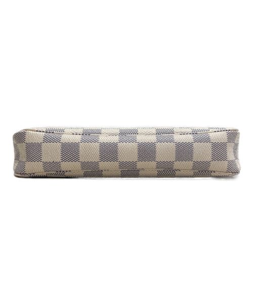 LOUIS VUITTON（ルイ ヴィトン）LOUIS VUITTON (ルイ ヴィトン) ポシェット・アクセソワール/ポーチ ホワイト×グレーの古着・服飾アイテム
