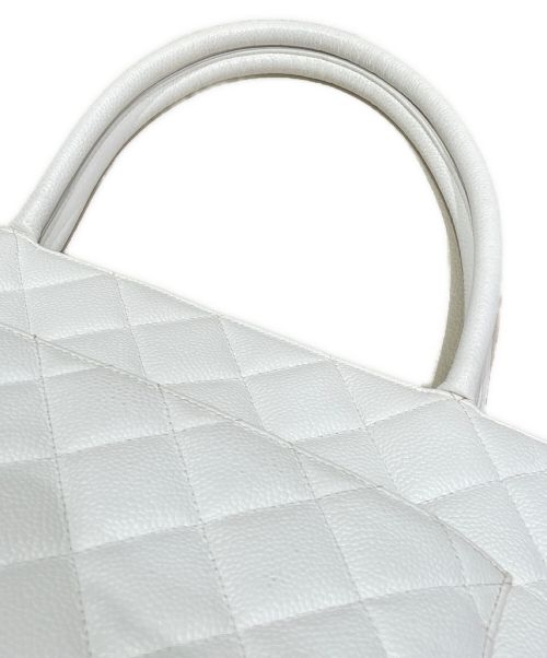 CHANEL（シャネル）CHANEL (シャネル) 復刻トートバッグ ホワイトの古着・服飾アイテム