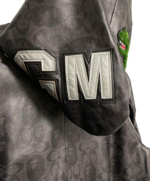 COACH（コーチ）COACH (コーチ) A BATHING APE (アベイシングエイプ) LEATHER SHARK HOODIE JACKET ブラック サイズ:SIZE Mの古着・服飾アイテム