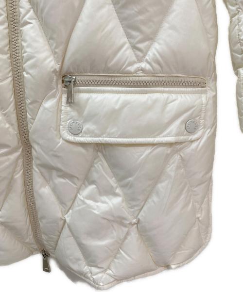 MONCLER（モンクレール）MONCLER (モンクレール) SERIGNAN/ダウンジャケット ホワイト サイズ:-の古着・服飾アイテム