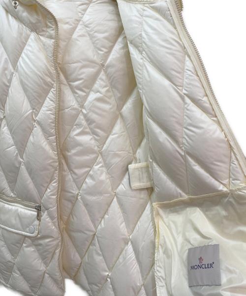 MONCLER（モンクレール）MONCLER (モンクレール) SERIGNAN/ダウンジャケット ホワイト サイズ:-の古着・服飾アイテム