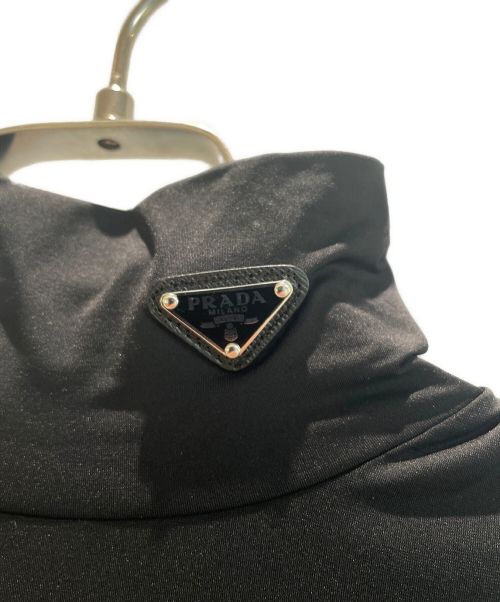 PRADA（プラダ）PRADA (プラダ) 三角プレート ストレッチハイネックロゴジャージ ブラック サイズ:36の古着・服飾アイテム