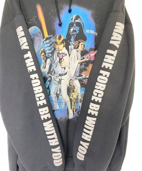 VETEMENTS（ヴェトモン）VETEMENTS (ヴェトモン) STARWARS (スターウォーズ) プリントパーカー ブラック サイズ:Mの古着・服飾アイテム