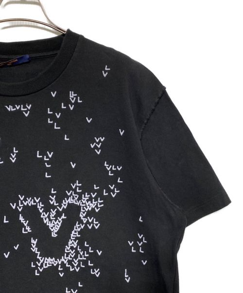 LOUIS VUITTON（ルイ ヴィトン）LOUIS VUITTON (ルイ ヴィトン) LVロゴ刺繍Tシャツ ブラック サイズ:Lの古着・服飾アイテム