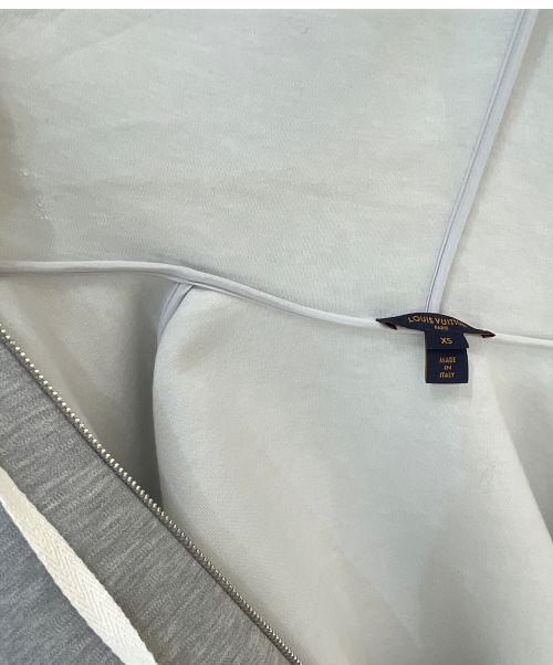 LOUIS VUITTON（ルイ ヴィトン）LOUIS VUITTON (ルイ ヴィトン) スタンプジップアップパーカー グレー サイズ:XSの古着・服飾アイテム