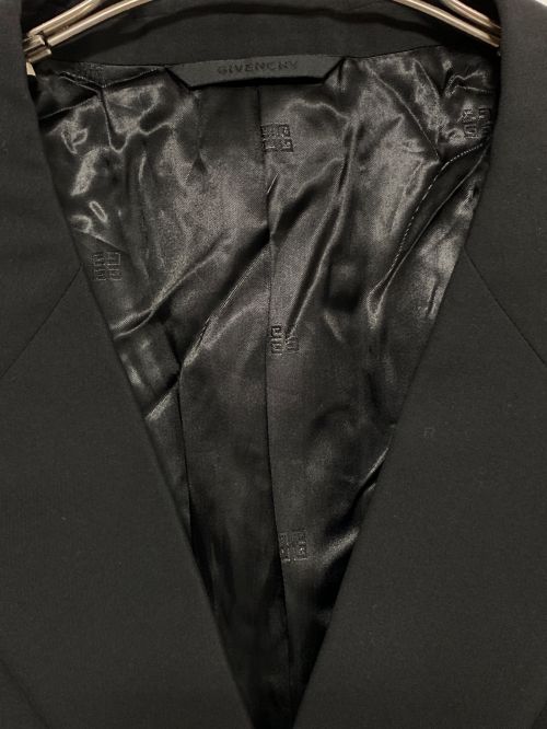 GIVENCHY（ジバンシィ）GIVENCHY (ジバンシィ) Uロックジャケット トリコティンウール ブラック サイズ:54の古着・服飾アイテム