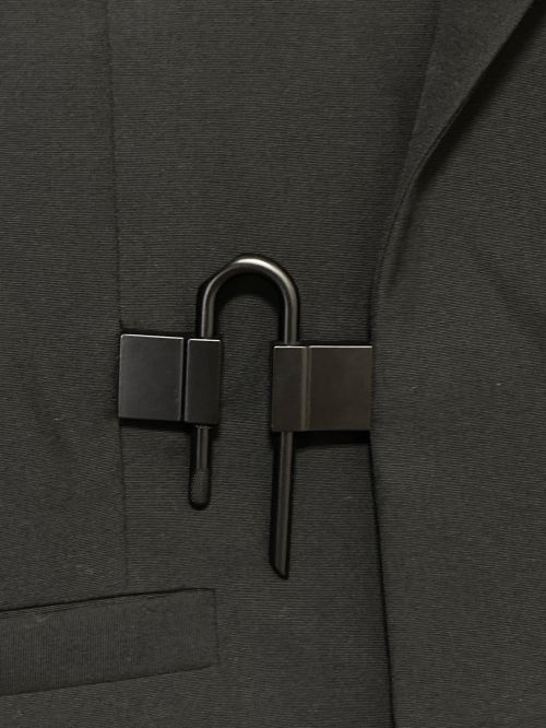 GIVENCHY（ジバンシィ）GIVENCHY (ジバンシィ) Uロックジャケット トリコティンウール ブラック サイズ:54の古着・服飾アイテム