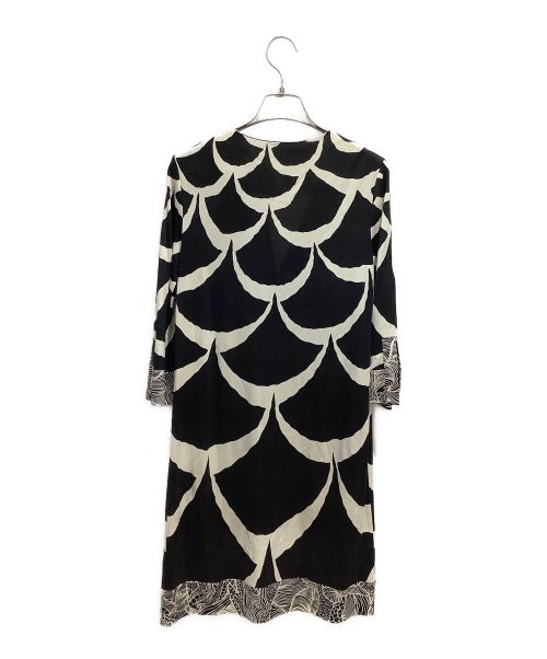 DIANE VON FURSTENBERG（ダイアンフォンファステンバーグ）DIANE VON FURSTENBERG (ダイアンフォンファステンバーグ) ワンピース ホワイト×ブラック サイズ:4の古着・服飾アイテム