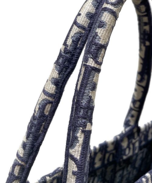 Christian Dior（クリスチャン ディオール）Christian Dior (クリスチャン ディオール) BOOK TOTE MEDIUM/ブックトート ミディアム ネイビー サイズ:MEDIUM/ミディアムの古着・服飾アイテム