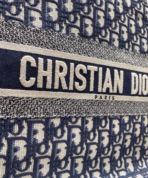 Christian Dior（クリスチャン ディオール）Christian Dior (クリスチャン ディオール) BOOK TOTE MEDIUM/ブックトート ミディアム ネイビー サイズ:MEDIUM/ミディアムの古着・服飾アイテム