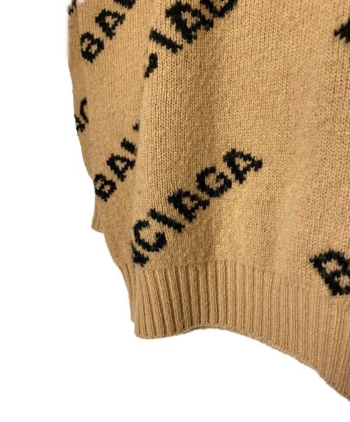 BALENCIAGA（バレンシアガ）BALENCIAGA (バレンシアガ)  Logo Jacquard Oversize Crew Neck Knit Sweater ベージュ×ブラック サイズ:XSの古着・服飾アイテム