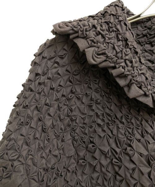 ISSEY MIYAKE（イッセイミヤケ）ISSEY MIYAKE (イッセイミヤケ) デザインワンピース ブラウン サイズ:2の古着・服飾アイテム