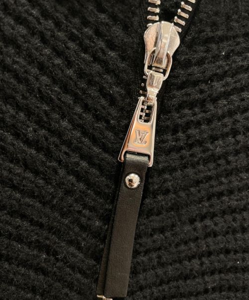 LOUIS VUITTON（ルイ ヴィトン）LOUIS VUITTON (ルイ ヴィトン) 襟付きニットワンピース ブラック サイズ:Sの古着・服飾アイテム