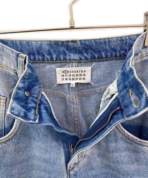 Maison Margiela（メゾンマルジェラ）Maison Margiela (メゾンマルジェラ) スラッシュディテール デニムパンツ インディゴ サイズ:38の古着・服飾アイテム