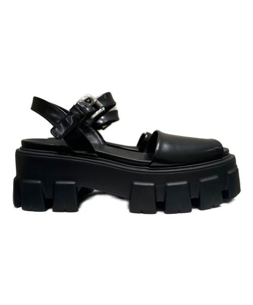 PRADA（プラダ）PRADA (プラダ) モノリスブラッシュドレザーサンダル ブラック サイズ:36 1/2の古着・服飾アイテム