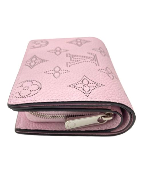 LOUIS VUITTON（ルイ ヴィトン）LOUIS VUITTON (ルイ ヴィトン) ポルトフォイユ・クレア/コンパクトウォレット ライトピンクの古着・服飾アイテム