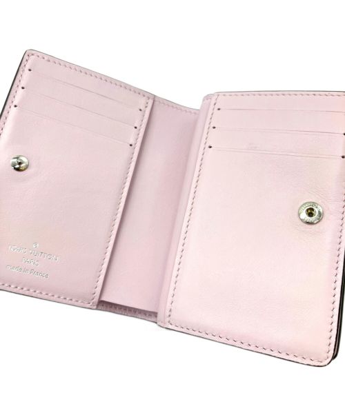 LOUIS VUITTON（ルイ ヴィトン）LOUIS VUITTON (ルイ ヴィトン) ポルトフォイユ・クレア/コンパクトウォレット ライトピンクの古着・服飾アイテム