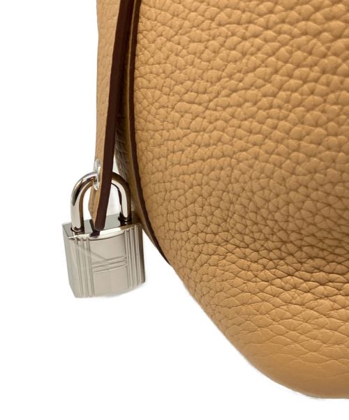 HERMES（エルメス）HERMES (エルメス) ピコタンロックPM/ハンドバッグ ビスキュイ サイズ:PMの古着・服飾アイテム