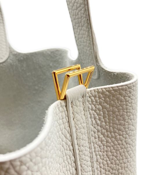 HERMES（エルメス）HERMES (エルメス) ピコタンロックMM/ハンドバッグ ホワイト サイズ:MMの古着・服飾アイテム